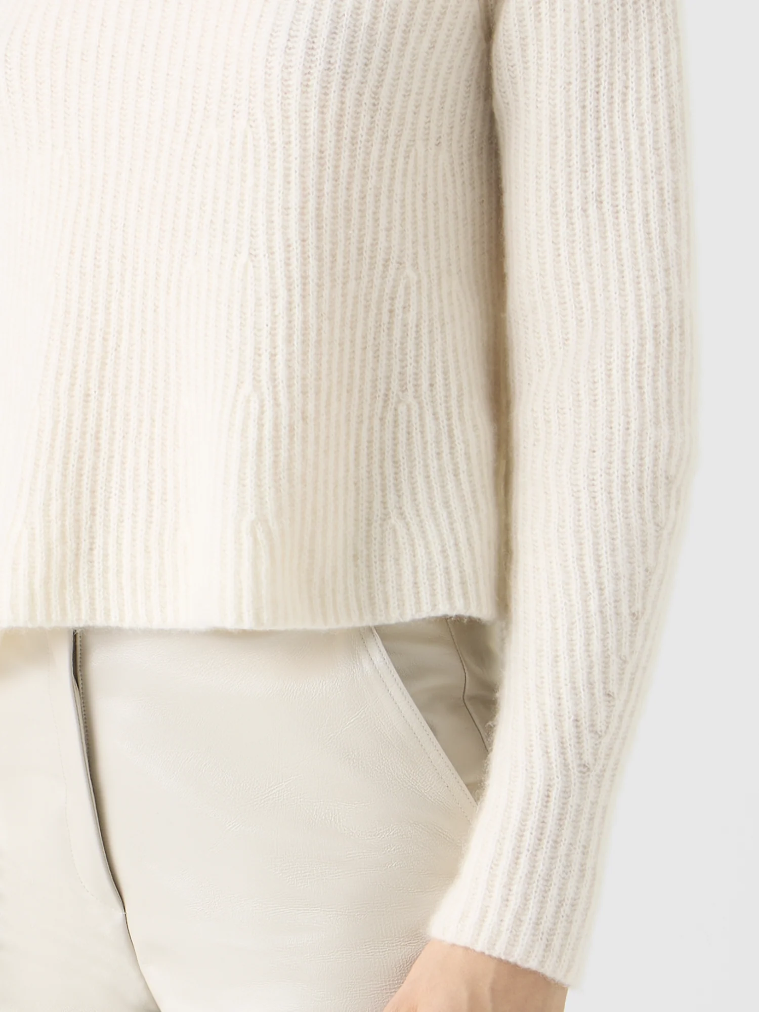 Cashmere-Silk Ribbed Sweater - Image 4