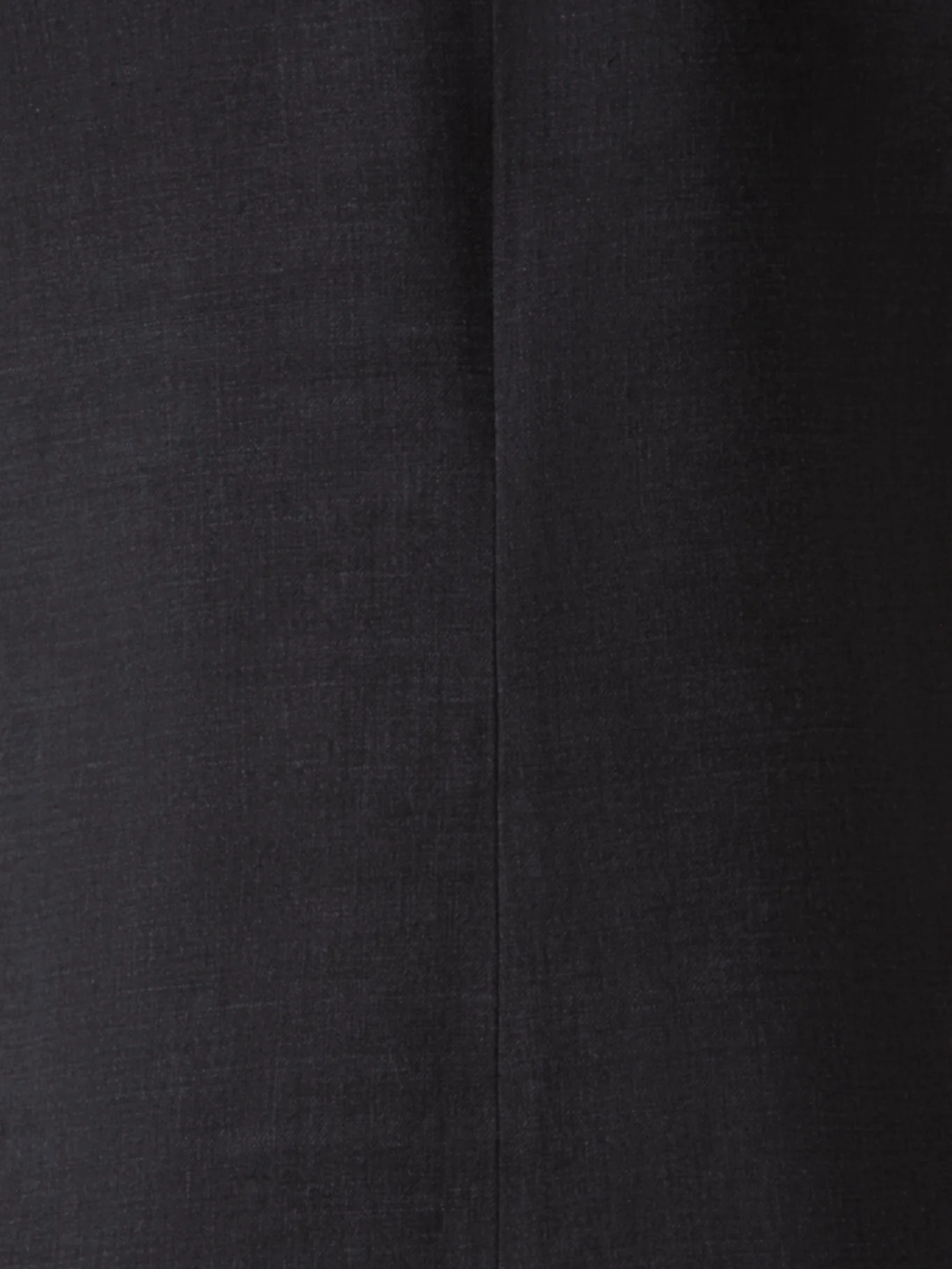Sleeveless Tie Neck Blouse in Linen Blend - Image 5
